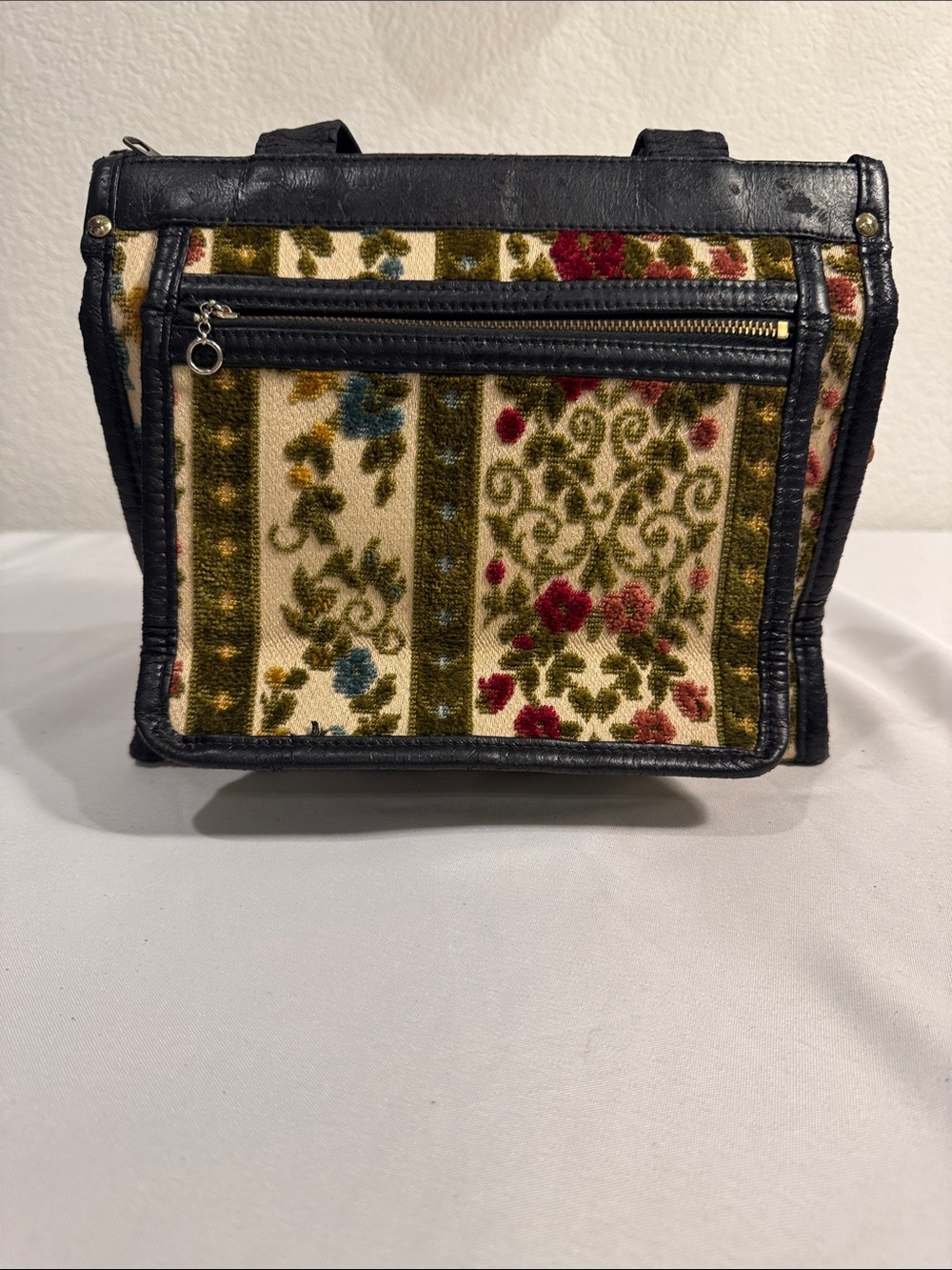 Vintage Victoria USA Tapestry Carpet Bag - Floral MCM Tote